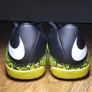 Nike Shoes - NEW Nike Hypervenom Phelon II IC Men's Soccer Shoe Nike Shoes - NEW Nike Hypervenom Phelon II IC Men's Soccer Shoe